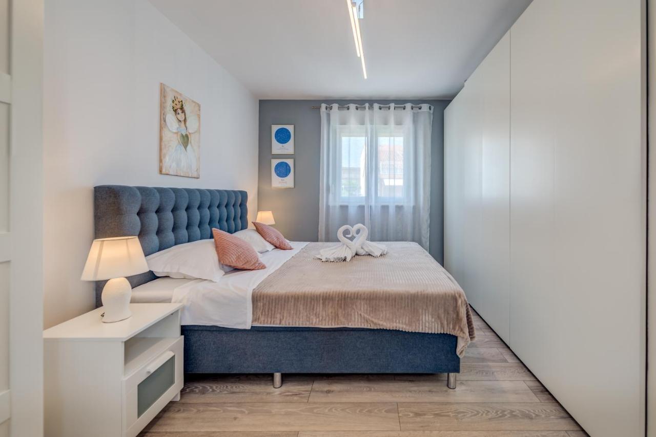 Summer Orchid - Spacious Duplex By The Beach & Ps5 Stobreč المظهر الخارجي الصورة