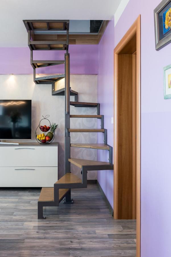 Summer Orchid - Spacious Duplex By The Beach & Ps5 Stobreč المظهر الخارجي الصورة