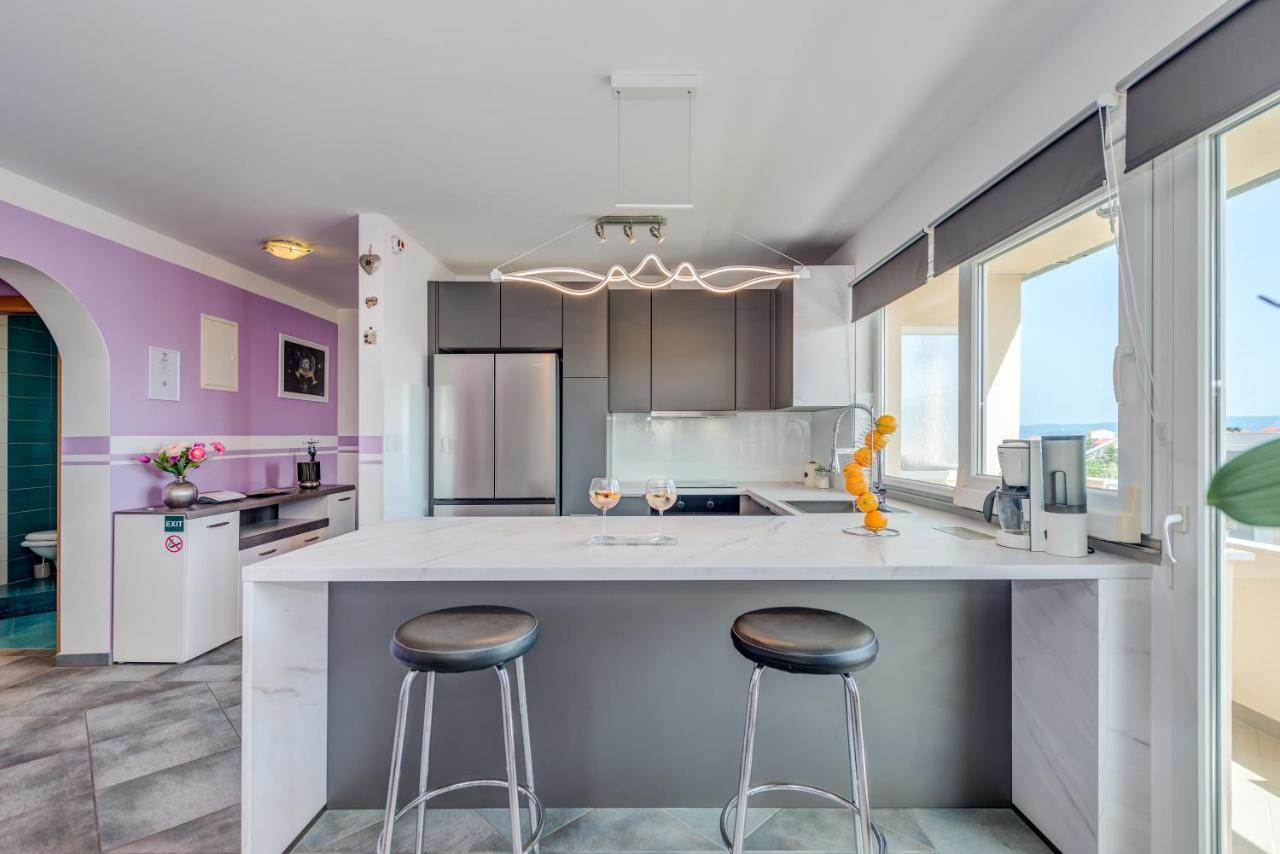 Summer Orchid - Spacious Duplex By The Beach & Ps5 Stobreč المظهر الخارجي الصورة